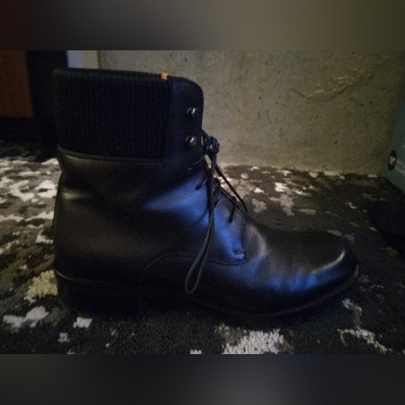 Mens Louis Vuitton Paris Trapman Flat Black Calf Boots in Black - Picture 7 of 14